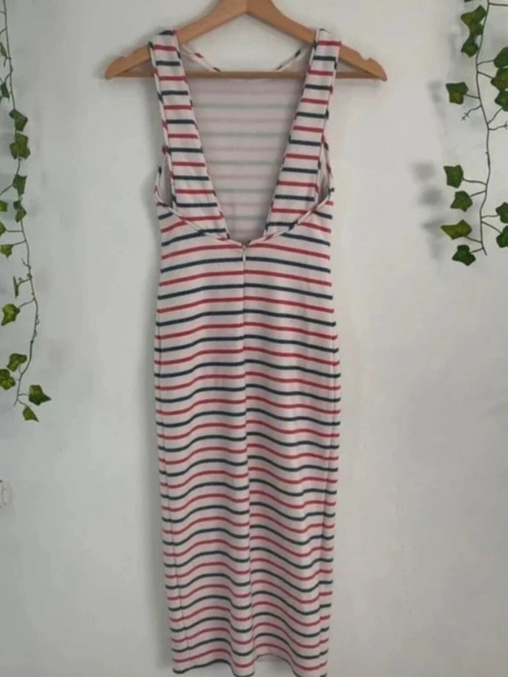 Zara Trafaluc XS striped bodycon dress – red navy white backless ribbed midi - Picture 4 of 5